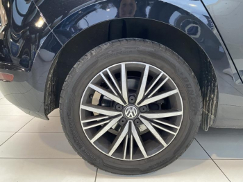 Photo 5 du bon plan VOLKSWAGEN Golf Sportsvan 1.4 TSI 125ch BlueMotion Technology Confortline DSG7 occasion à 18990 €