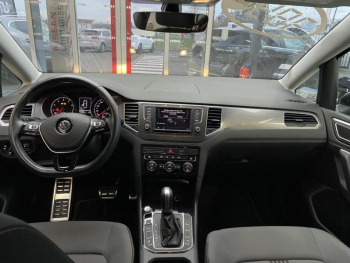 Photo 9 du bon plan VOLKSWAGEN Golf Sportsvan 1.4 TSI 125ch BlueMotion Technology Confortline DSG7 occasion à 18990 €