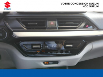 Photo 22 du bon plan SUZUKI Swift 1.2 Hybrid 83ch PrivilÃ¨ge occasion à 18980 €