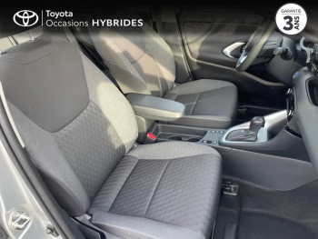 Photo 6 du bon plan TOYOTA Yaris 116h Dynamic Business 5p + Programme Beyond Zero Academy MY22 occasion à 18990 €