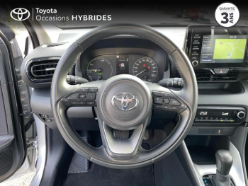 Photo 9 du bon plan TOYOTA Yaris 116h Dynamic Business 5p + Programme Beyond Zero Academy MY22 occasion à 18990 €