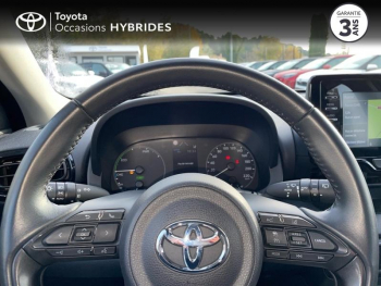 Photo 13 du bon plan TOYOTA Yaris 116h Dynamic Business 5p + Programme Beyond Zero Academy MY22 occasion à 18990 €