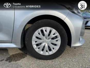 Photo 16 du bon plan TOYOTA Yaris 116h Dynamic Business 5p + Programme Beyond Zero Academy MY22 occasion à 18990 €