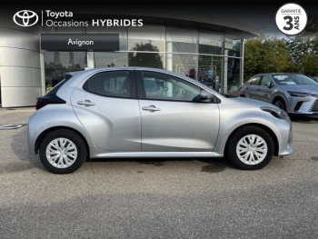 Photo 17 du bon plan TOYOTA Yaris 116h Dynamic Business 5p + Programme Beyond Zero Academy MY22 occasion à 18990 €