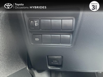 Photo 23 du bon plan TOYOTA Yaris 116h Dynamic Business 5p + Programme Beyond Zero Academy MY22 occasion à 18990 €