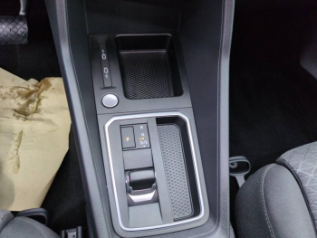 Photo 11 du bon plan FORD Grd Tourneo Connect 1.5 EcoBoost 150ch PHEV Titanium BVA6 occasion à 37000 €