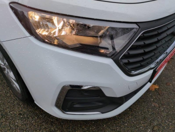 Photo 19 du bon plan FORD Grd Tourneo Connect 1.5 EcoBoost 150ch PHEV Titanium BVA6 occasion à 37000 €