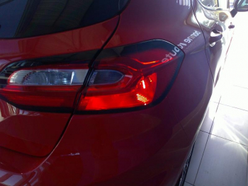 Photo 4 du bon plan FORD Fiesta 1.0 Flexifuel 95ch Titanium Business 5p occasion à 15500 €