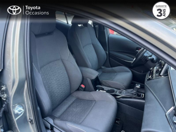 Photo 6 du bon plan TOYOTA Corolla 184h Dynamic Business occasion à 15990 €
