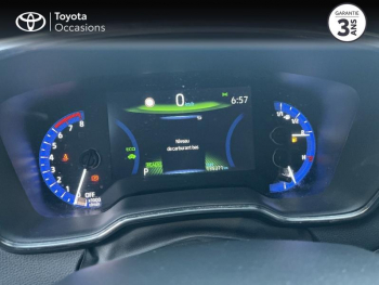 Photo 14 du bon plan TOYOTA Corolla 184h Dynamic Business occasion à 15990 €
