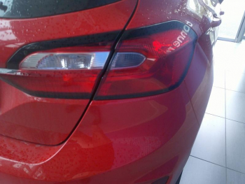 Photo 4 du bon plan FORD Fiesta 1.1 75ch Titanium Business 5p occasion à 13490 €