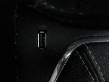 Photo 12 du bon plan FORD Fiesta 1.1 75ch Titanium Business 5p occasion à 13490 €