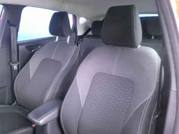 Photo 16 du bon plan FORD Fiesta 1.1 75ch Titanium Business 5p occasion à 13490 €