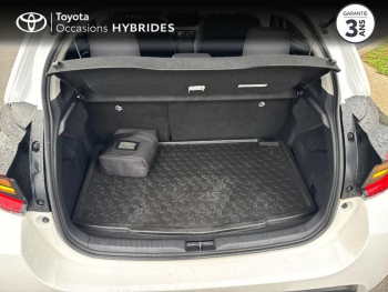 Photo 10 du bon plan TOYOTA Yaris 116h Design 5p MY22 occasion à 18990 €