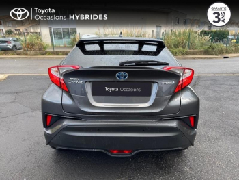Photo 4 du bon plan TOYOTA C-HR 122h Edition 2WD E-CVT RC18 occasion à 17990 €