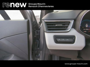 Photo 22 du bon plan RENAULT Clio 1.6 E-Tech 145ch full hybrid Techno occasion à 19790 €