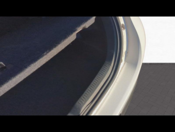 Photo 16 du bon plan TOYOTA Auris HSD 136h Feel! occasion à 10490 €