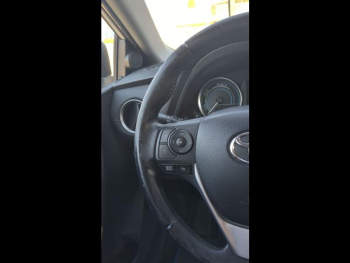 Photo 17 du bon plan TOYOTA Auris HSD 136h Feel! occasion à 10490 €