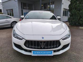 Photo 16 du bon plan MASERATI Ghibli 3.0 V6 275ch Diesel GranSport occasion à 28990 €