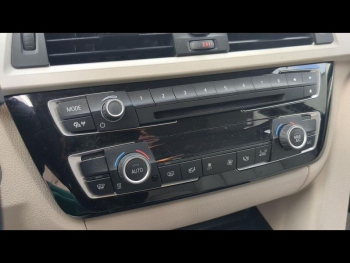 Photo 18 du bon plan BMW Série 3 Touring 320dA xDrive 190ch Executive occasion à 16900 €