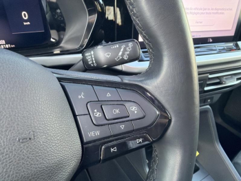 Photo 24 du bon plan FORD Grd Tourneo Connect 1.5 EcoBoost 114ch Titanium occasion à 24990 €