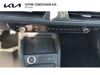 Photo 10 du bon plan KIA Stonic 1.0 T-GDi 115ch MHEV Active DCT7 occasion à 26990 €