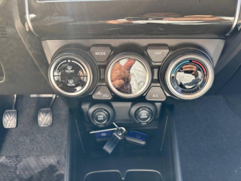 Photo 13 du bon plan SUZUKI Swift 1.2 Dualjet Hybrid 83ch Pack occasion à 15990 €