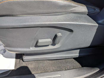 Photo 17 du bon plan FORD Ranger VUL 2.0 TDCi 213ch Double Cabine Wildtrak BVA10 occasion à 33995 €