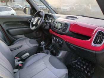 Photo 12 du bon plan FIAT 500L 1.4 16v 95ch Popstar occasion à 6500 €