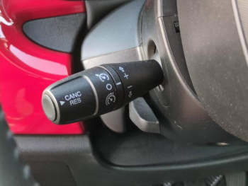 Photo 23 du bon plan FIAT 500L 1.4 16v 95ch Popstar occasion à 6500 €