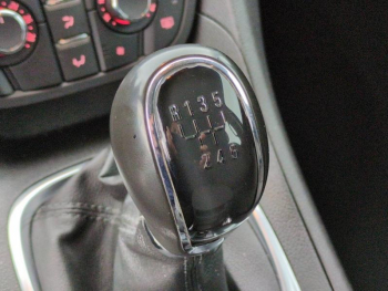 Photo 23 du bon plan OPEL Meriva 1.7 CDTI110 FAP Edition occasion à 5990 €