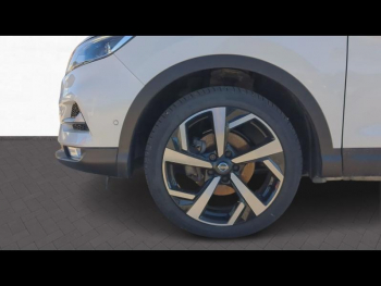 Photo 9 du bon plan NISSAN Qashqai 1.3 DIG-T 140ch Tekna 2019 occasion à 14490 €