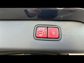 Photo 17 du bon plan MERCEDES-BENZ Classe C Break 300 e 204+129ch AMG Line occasion à 24900 €