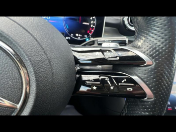 Photo 27 du bon plan MERCEDES-BENZ Classe C Break 300 e 204+129ch AMG Line occasion à 24900 €