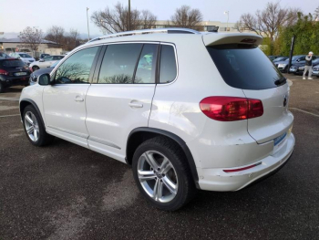 Photo 3 du bon plan VOLKSWAGEN Tiguan 2.0 TDI 177ch BlueMotion Technology FAP R Exclusive 4Motion DSG7 occasion à 15900 €