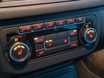 Photo 22 du bon plan VOLKSWAGEN Tiguan 2.0 TDI 177ch BlueMotion Technology FAP R Exclusive 4Motion DSG7 occasion à 15900 €