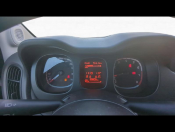 Photo 14 du bon plan FIAT Panda 1.2 8v 69ch Pop occasion à 7290 €