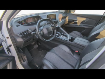 Photo 9 du bon plan PEUGEOT 3008 1.2 PureTech 130ch Allure S&S EAT6 occasion à 12490 €