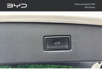 Photo 8 du bon plan VOLKSWAGEN Tiguan 2.0 TDI 150ch R-Line DSG7 occasion à 27990 €