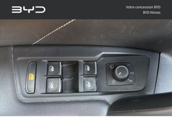 Photo 32 du bon plan VOLKSWAGEN Tiguan 2.0 TDI 150ch R-Line DSG7 occasion à 27990 €