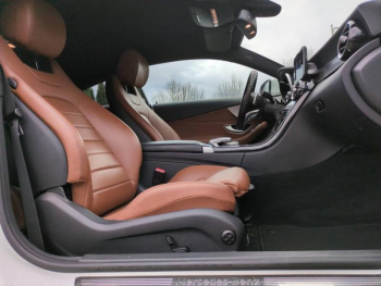 Photo 11 du bon plan MERCEDES-BENZ Classe C Coupé 250 d 204ch Sportline 9G-Tronic occasion à 22490 €