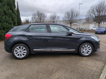 Photo 17 du bon plan CITROEN DS5 1.6 BlueHDi120 Be Chic S&S occasion à 7990 €