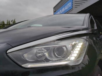 Photo 18 du bon plan CITROEN DS5 1.6 BlueHDi120 Be Chic S&S occasion à 7990 €