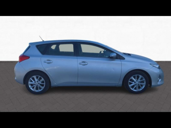 Photo 4 du bon plan TOYOTA Auris 100 VVT-i Dynamic occasion à 10900 €