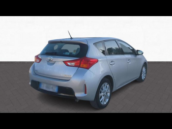 Photo 7 du bon plan TOYOTA Auris 100 VVT-i Dynamic occasion à 10900 €