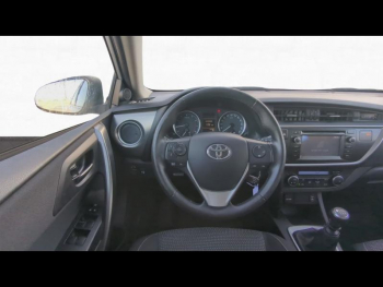 Photo 13 du bon plan TOYOTA Auris 100 VVT-i Dynamic occasion à 10900 €