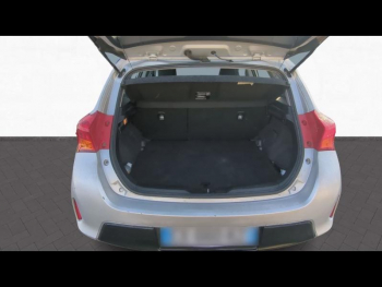 Photo 18 du bon plan TOYOTA Auris 100 VVT-i Dynamic occasion à 10900 €