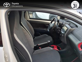 Photo 6 du bon plan TOYOTA Aygo 1.0 VVT-i 72ch x-play 5P MY19 occasion à 10990 €