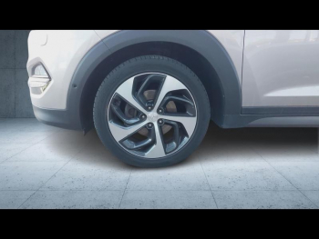 Photo 12 du bon plan HYUNDAI Tucson 2.0 CRDI 185ch Executive 4WD BVA6 occasion à 14900 €