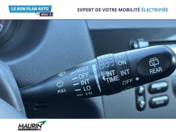 Photo 10 du bon plan SUZUKI Swift 1.6 VVT Sport 3p occasion à 5990 €